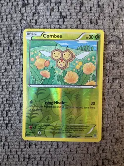 2013 Pokemon Black & White Plasma Storm 4/135 Combee Reverse Holo NM Rare Card - Image 1