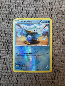 2012 Pokemon Dark Explorers 35/108 Ducklett Reverse Holo MP Rare Card collection - Image 1