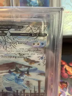 BGS 9 Pokemon TCG Glaceon v Alt Art Evolving Skies 175/203 - Image 5
