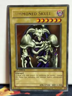 Yugioh! HP Summoned Skull - MRD-003 - Ultra Rare - 1st Edition Heavily Played, E - Image 1