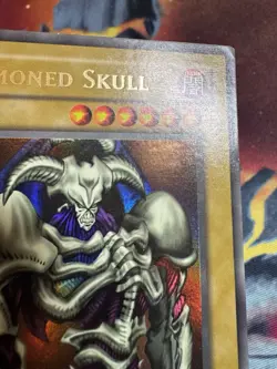Yugioh! HP Summoned Skull - MRD-003 - Ultra Rare - 1st Edition Heavily Played, E - Image 2
