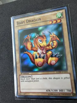 🔥 YUGIOH TCG Baby Dragon LCJW-EN006 SUPER RARE HOLOFOIL NM 1ST EDITION - Image 3