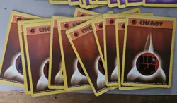 Pokemon 1999 Shadowless Energy Set - Fire Lightning Fighting Grass Water Psychic - Image 5