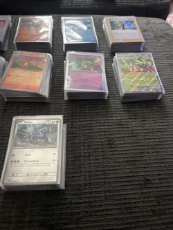 Pokemon TCG Lot Of 650 All Holos, Reverse Holos, And A Few Vs And Exs - Image 3
