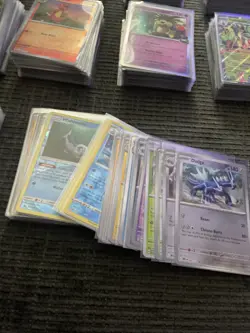 Pokemon TCG Lot Of 650 All Holos, Reverse Holos, And A Few Vs And Exs - Image 4