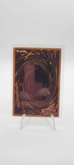 Yugioh Elemental HERO Stratos MAGO-EN004 Gold Rare 1st Ed NM - Image 2