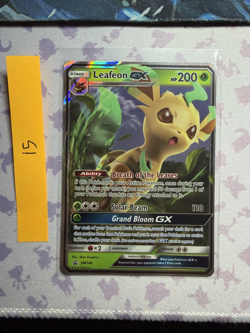Pokemon TCG Leafeon GX Promo Holo SM146 NM - Image 1
