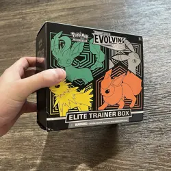 Pokemon Evolving Skies EMPTY Elite Trainer Box (ETB) No Packs, Has Extras - Image 3