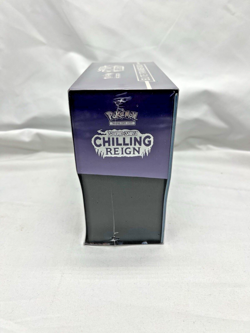 Pokemon TCG Sword & Shield Chilling Reign Elite Trainer Box - Image 4