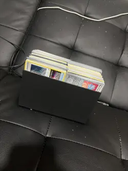 Mixed Lot Of Around 600-700 Pokemon Cards - Image 1