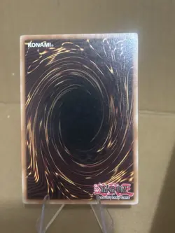Yu-Gi-Oh Elemental Hero Escuridao Ultra Rare Limited Edition YG09-EN001 LP - Image 2