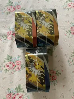 Pokemon TCG Sealed Tin Box Set Flareon V Vaporeon V Jolteon V (Factory Sealed) - Image 3