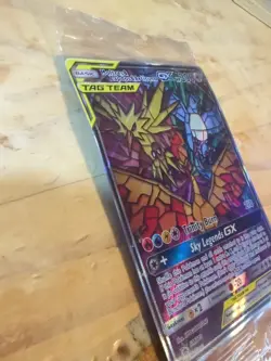 2019 Pokemon Promo - Moltres & Zapdos & Articuno GX SM210 Factory Sealed Damaged - Image 3