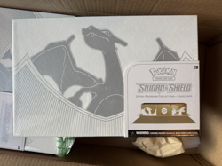 Pokemon Charizard Ultra Premium Collection Box TCG Sword & Shield Sealed ✅ - Image 1