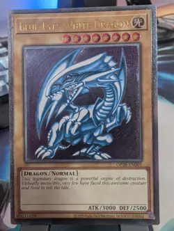 YuGiOh! Blue-Eyes White Dragon OP28-EN001 Ultimate Rare* - Image 1