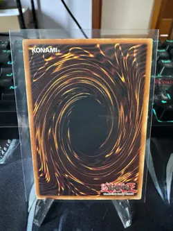 Red-Eyes B. Dragon SDJ-001 Unlimited Ultra Rare Yu-Gi-Oh TCG HP - Image 2