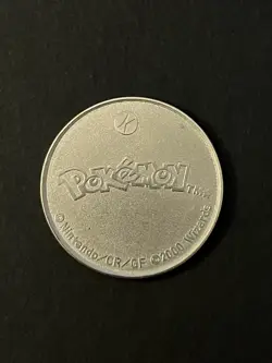 Pikachu #25 metal coin - Pokemon TCG - Nintendo WotC - 2000 - NM - Image 2