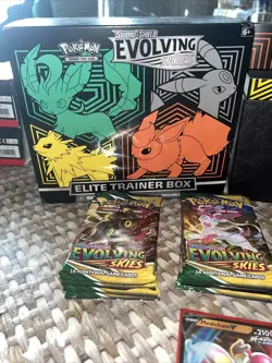 Pokemon TCG: Sword & Shield-Evolving Skies Elite Trainer Box Opened *read - Image 2