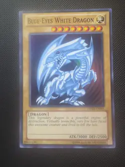 Yu-Gi-Oh Blue-Eyes White Dragon DPKB-EN001 - Image 1