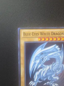 Yu-Gi-Oh Blue-Eyes White Dragon DPKB-EN001 - Image 2
