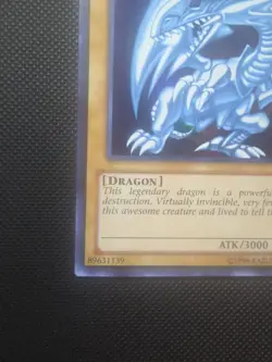 Yu-Gi-Oh Blue-Eyes White Dragon DPKB-EN001 - Image 5