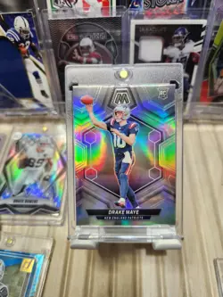 2024 Panini Mosaic Silver Prizm Drake Maye Rookie Card - Image 1
