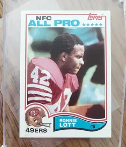(Error Card) * 1982 Topps Set-Break #486 Ronnie Lott Rookie RC Football Card MNT - Image 1
