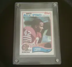 (Error Card) * 1982 Topps Set-Break #486 Ronnie Lott Rookie RC Football Card MNT - Image 4
