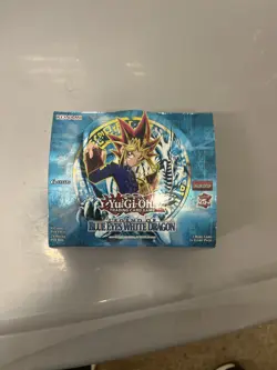 Yu-Gi-Oh 25th Anniversary Metal Raiders & IOC Mixed Card Lot - Image 3