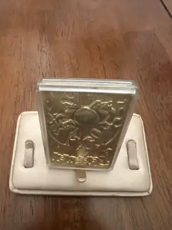 1999 Burger King Promotional 23k Gold Plated Charizard Trading Card - Image 3