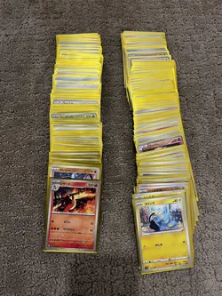 Japanese Pokemon TCG 100 Card Bulk Lot with Gold Sleeves - Image 2