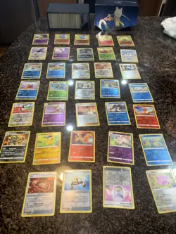 2022 Pokemon TCG Huge Card Lot! 450+ Cards! 34 Holos! ULTRA RARES! Mint W/ Box - Image 1