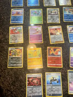 2022 Pokemon TCG Huge Card Lot! 450+ Cards! 34 Holos! ULTRA RARES! Mint W/ Box - Image 2