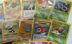 Mixed Vintage Pokemon First Generation Non Holo Trading Card Bundle (Set Of 30) - Image 5