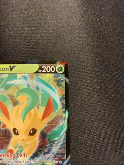 Leafeon V #007/203 SWSH07: Evolving Skies Warped Pokemon Card TCG - Image 3