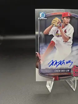 CHEN WEI LIN 2025 BOWMAN CHROME 1ST AUTO CARD - Image 2