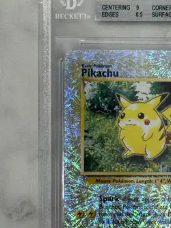 2002 Pokemon Legendary Collection Pikachu Reverse Holo #86 BGS 8.5 NM-MT+ - Image 4