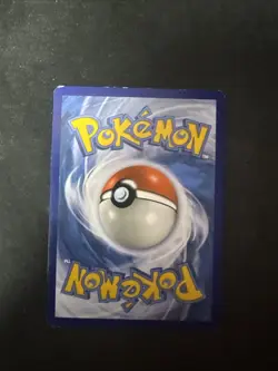 Pikachu 35/108 Evolutions 2016 Pokemon Card D1 - Image 2
