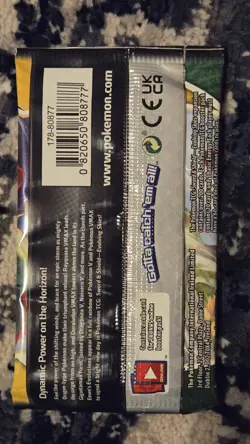 Evolving Skies Pokemon TCG Sealed Pack x1 Rayquaza art Box Fresh - Image 5