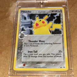 Nintendo Pikachu Delta Species 033 40 HP Thunder Wave Reverse Holo Card - Image 1