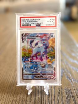 Pokemon Glaceon VMAX Evolving Skies Secret Rare Full Alt Art #209 PSA 10 - Image 1