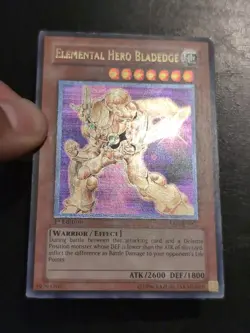 Yu-Gi-Oh! ULTIMATE RARE HOLO CARD ELEMENTAL HERO BLADEDGE EEN-EN097 1ST LP - Image 2