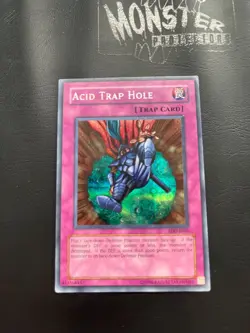 YUGIOH ACID TRAP HOLE SECRET RARE SDD-E002 - Image 1