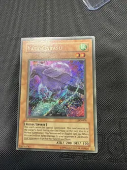 YuGiOh Yata-Garasu Secret Rare LOD-000 Legacy of Darkness 1st Edition HP/DAMAGED - Image 1