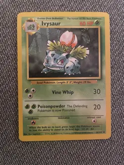 Pokemon TCG Ivysaur Base Set, Card 30/102, Regular - Image 1