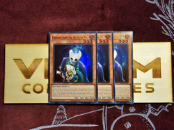 3x (M/NM) Emissary from the House of Wax MP25-EN160 Ultra Rare 1st Ed. Yugioh - Image 1
