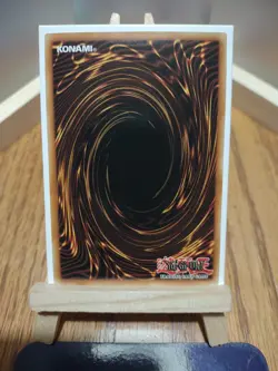 YuGiOh Card MAGO-EN001 Blue-Eyes White Dragon Premium Gold Rare 1st Edition TCG. - Image 4