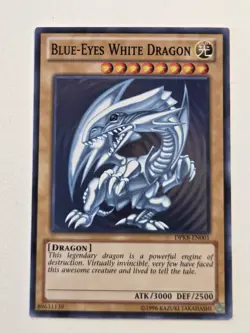 Blue-Eyes White Dragon DPKB-EN001 Super Rare Yugioh Duelist Pack Kaiba Unlimited - Image 3