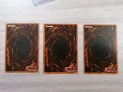 3x Blue Eyes White Dragon Yu-gi-oh Played Condition - Image 5