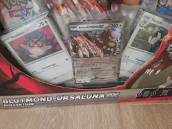 Pokemon Blutmond Ursaluna ex Box Kollektion TCG Sammelkarten Neu OVP DE deutsch - Image 3